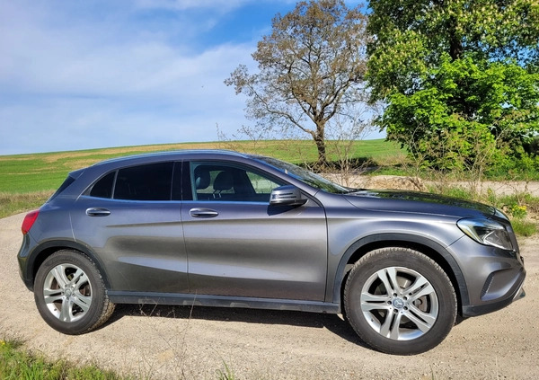 Mercedes-Benz GLA cena 70900 przebieg: 226000, rok produkcji 2016 z Międzychód małe 301